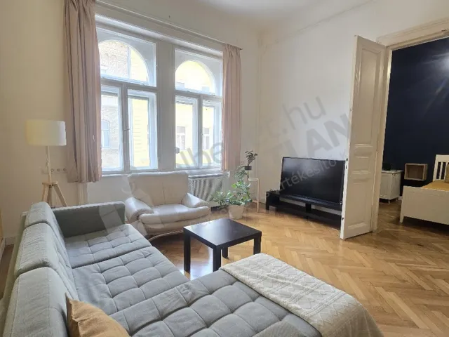 Kiadó lakás Budapest VI. kerület, Csengery utca 75 nm