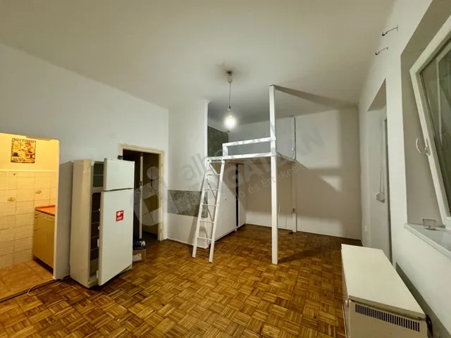 Kiadó lakás Budapest II. kerület, Pasarét, Guyon köz 28 nm