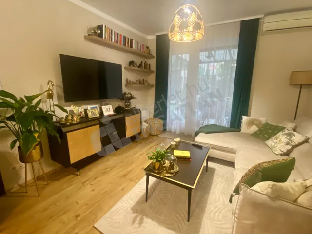 Kiadó lakás Budapest VIII. kerület, Corvin sétány 43 nm