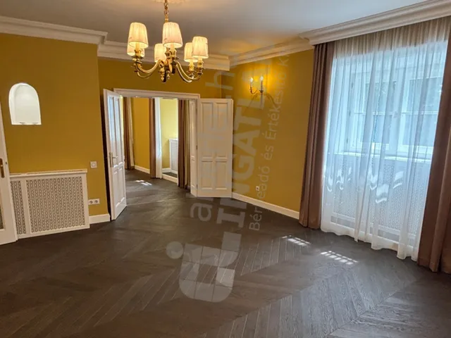Kiadó lakás Budapest I. kerület, Úri utca 75 nm