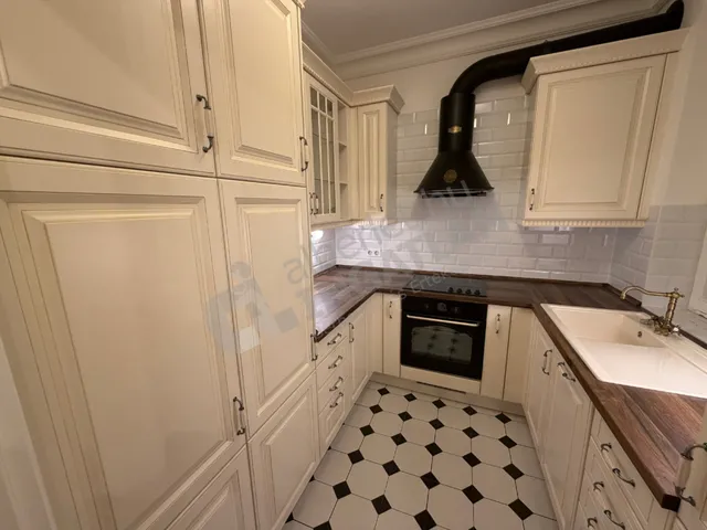 Kiadó lakás Budapest I. kerület, Úri utca 75 nm