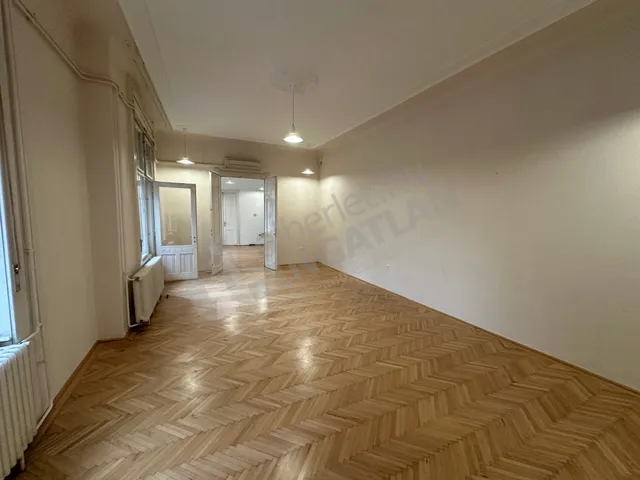 Kiadó lakás Budapest XI. kerület, Szentimreváros, Bartók Béla út 166 nm