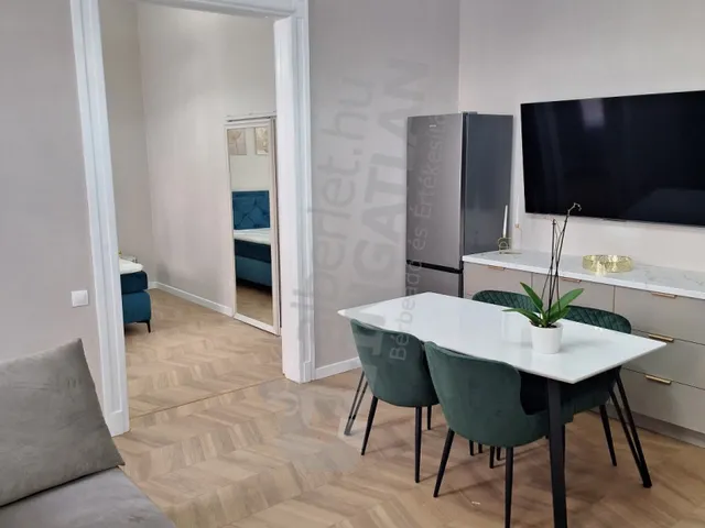 Kiadó lakás Budapest VI. kerület, Rózsa utca 65 nm