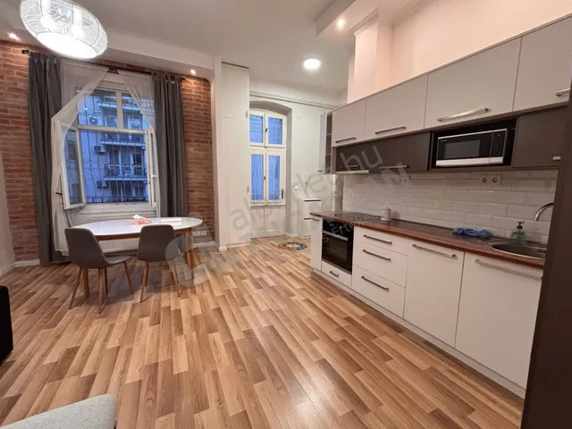 Kiadó lakás Budapest XIII. kerület, Újlipótváros, Visegrádi utca 61 nm
