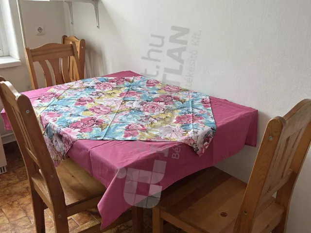 Kiadó lakás Budapest XVIII. kerület, Miklóstelep, Thököly utca 40 nm