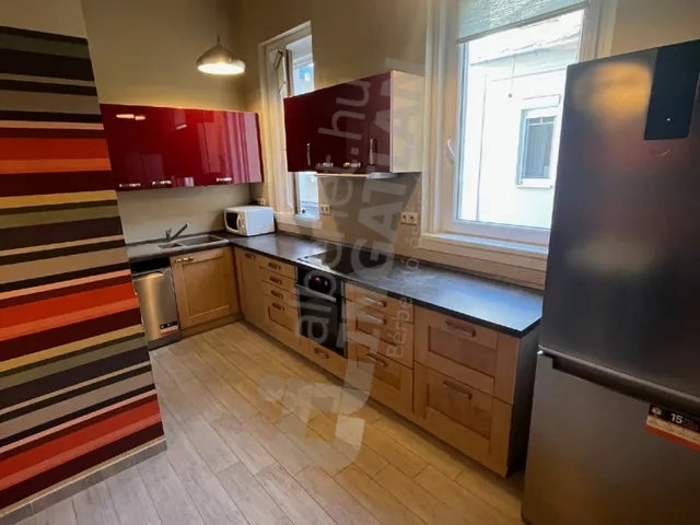 Kiadó lakás Budapest II. kerület, Országút, Bimbó út 130 nm