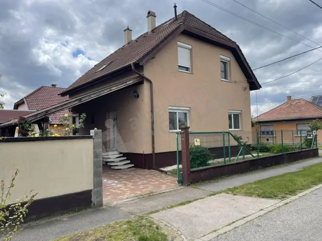 Eladó ház Budapest XVII. kerület, Rákoskeresztúr 130 nm