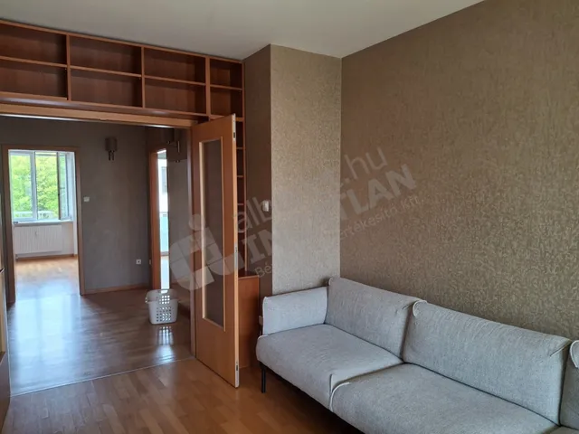 Kiadó lakás Budapest XII. kerület, Németvölgy 112 nm