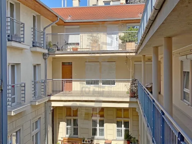 Kiadó lakás Budapest VI. kerület, Izabella utca 62 nm