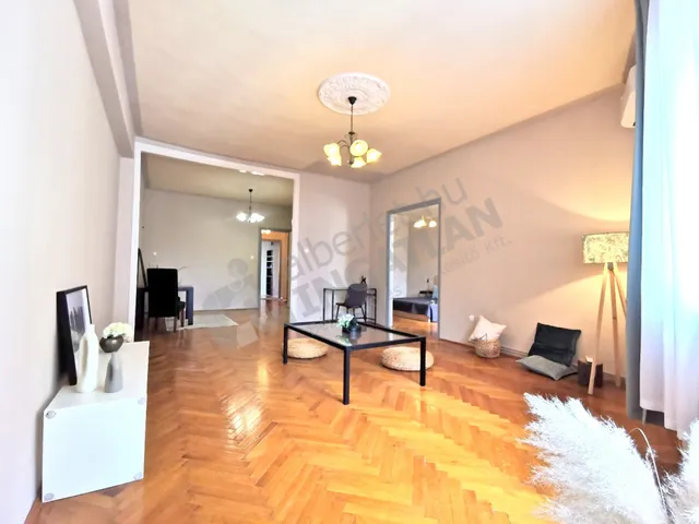 Kiadó lakás Budapest I. kerület 105 nm