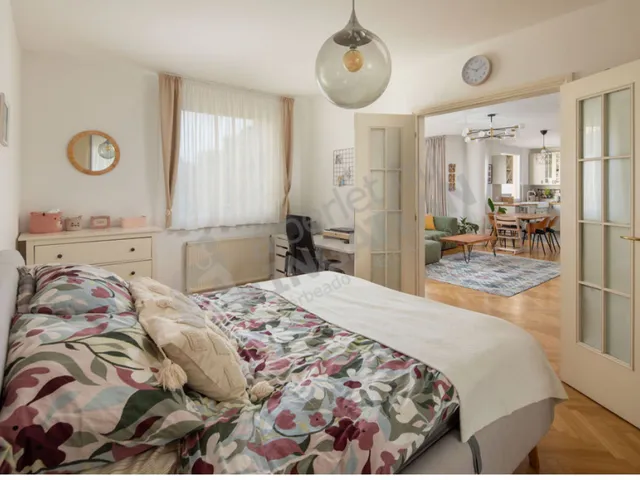 Eladó lakás Budapest I. kerület, Zsolt utca 95 nm