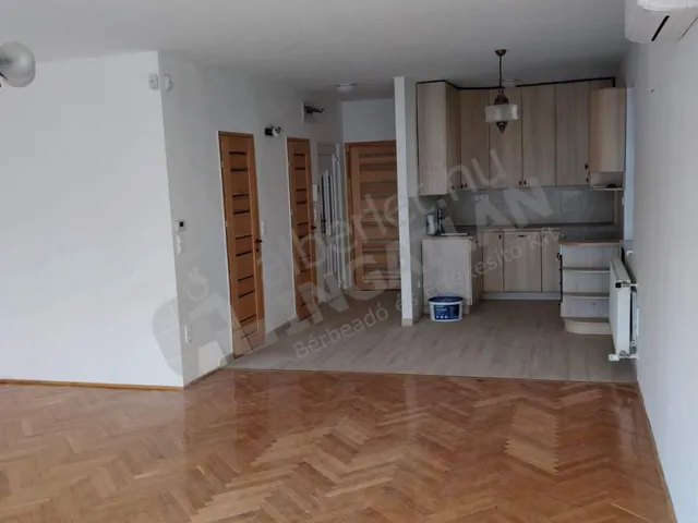 Kiadó lakás Budapest XII. kerület, Mártonhegy 65 nm
