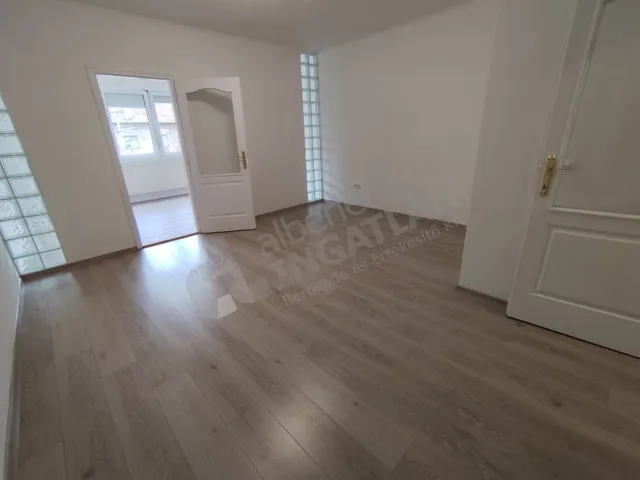 Kiadó lakás Budapest XIV. kerület, Herminamező 55 nm