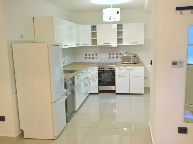 Kiadó lakás Budapest XIV. kerület, Herminamező 44 nm