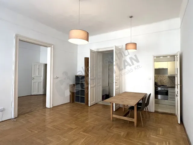 Kiadó lakás Budapest VI. kerület, Weiner Leó utca 90 nm