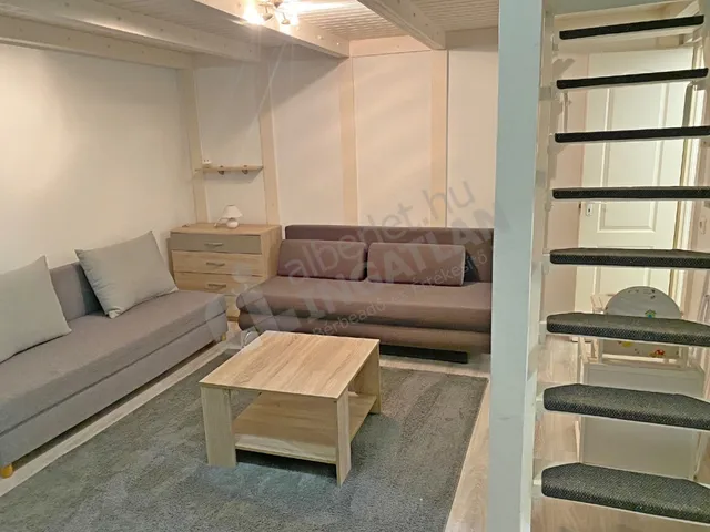 Kiadó lakás Budapest VI. kerület, Rózsa utca 27 nm