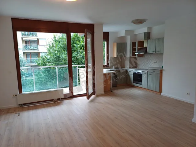 Kiadó lakás Budapest XIII. kerület, Angyalföld, Kárpát utca 108 nm