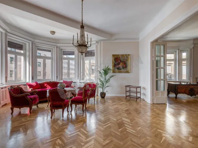 Kiadó lakás Budapest V. kerület, Lipótváros, Balassi Bálint utca 124 nm