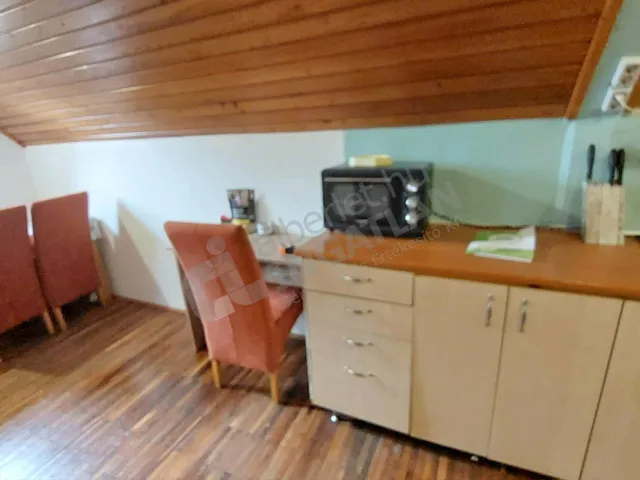 Kiadó ház Budapest XVI. kerület, Rákosszentmihály, Hermina út 57 nm