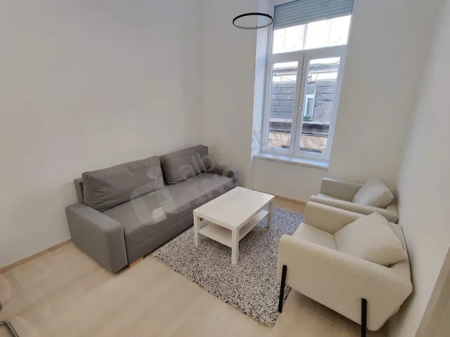 Kiadó lakás Budapest VI. kerület 60 nm