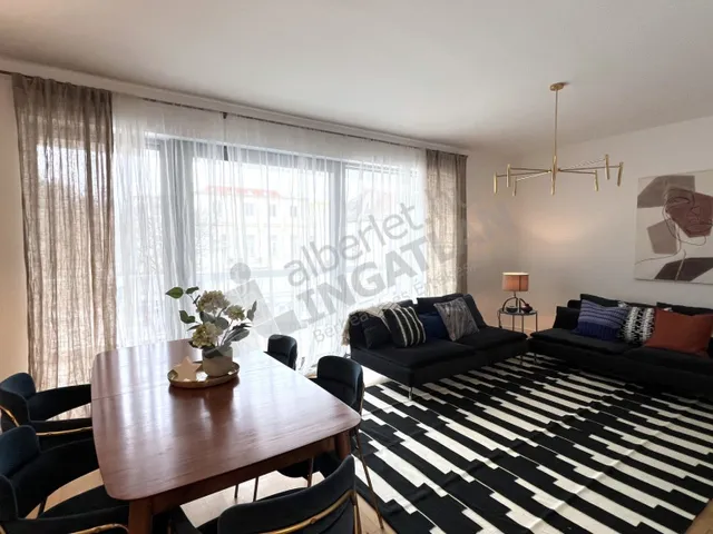 Kiadó lakás Budapest VI. kerület, Benczúr utca 85 nm