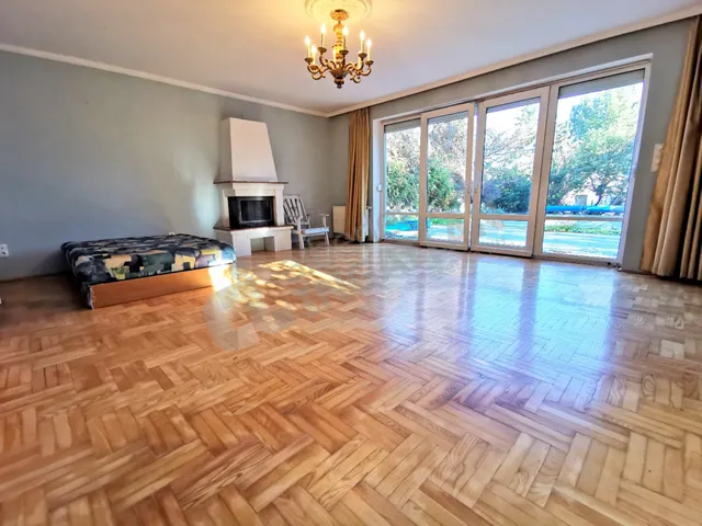 Eladó ház Budapest II. kerület, Dutka Ákos utca 283 nm