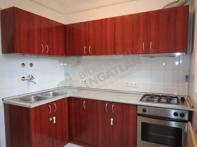 Kiadó lakás Budapest II. kerület, Törökvész 72 nm