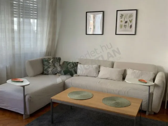 Kiadó lakás Budapest V. kerület, Veres Pálné utca 43 nm