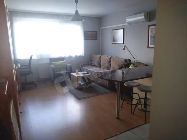 Kiadó lakás Budapest VIII. kerület, Horánszky utca 30 nm