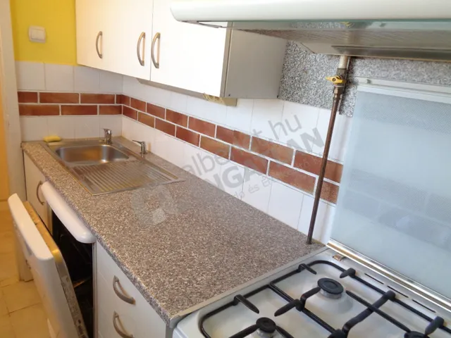 Kiadó lakás Budapest VIII. kerület, Századosnegyed 39 nm