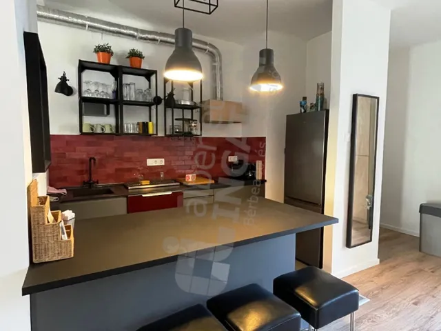 Kiadó lakás Budapest VIII. kerület, Baross utca 89 nm