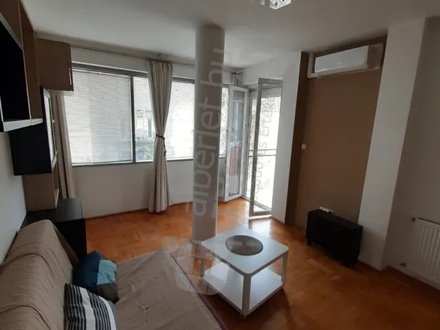 Kiadó lakás Budapest VIII. kerület, Víg utca 55 nm