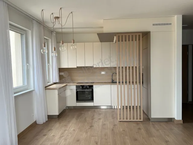 Kiadó lakás Budapest XI. kerület, Sasad-Sashegy XI. ker., Rupphegyi út 68 nm