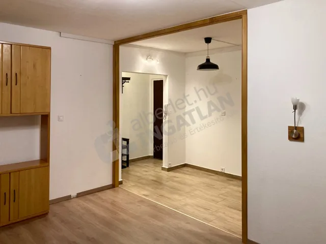 Kiadó lakás Budapest III. kerület 53 nm