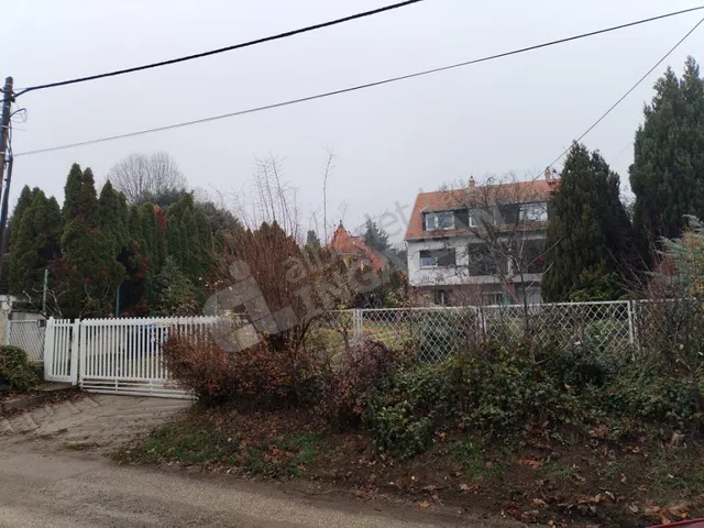 Kiadó ház Budapest XII. kerület, Lidérc utca 72 nm