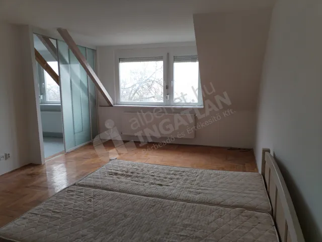 Kiadó ház Budapest XII. kerület, Lidérc utca 80 nm