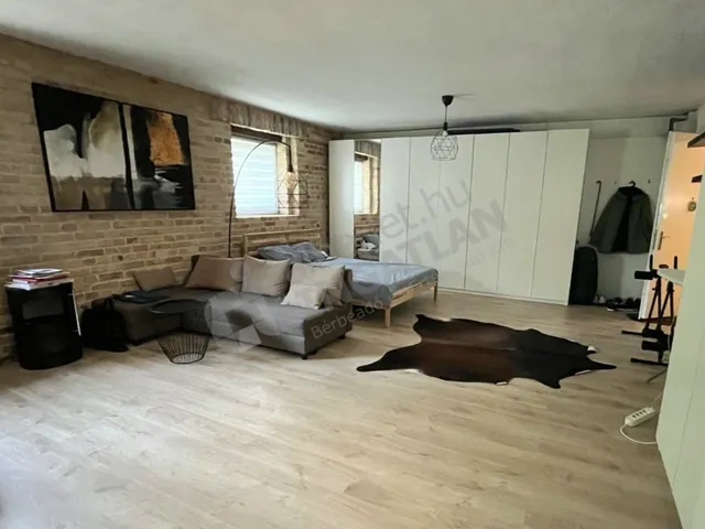 Kiadó lakás Budapest XII. kerület, Kissvábhegy 45 nm