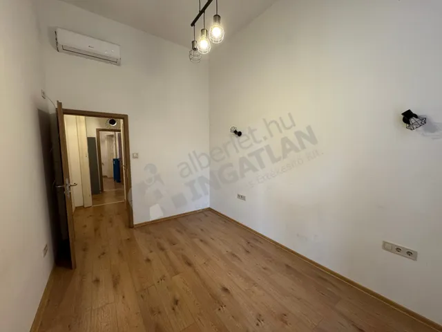 Kiadó lakás Budapest IX. kerület, Üllői út 49 nm