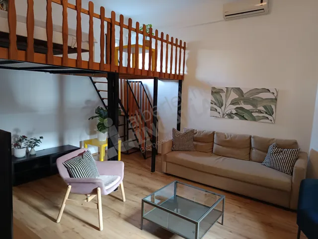 Kiadó lakás Budapest VII. kerület, Klauzál tér 37 nm