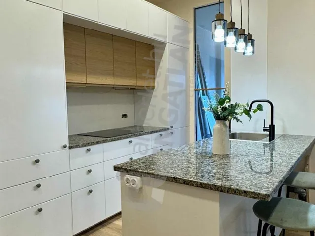 Kiadó lakás Budapest II. kerület, Csalogány utca 71 nm