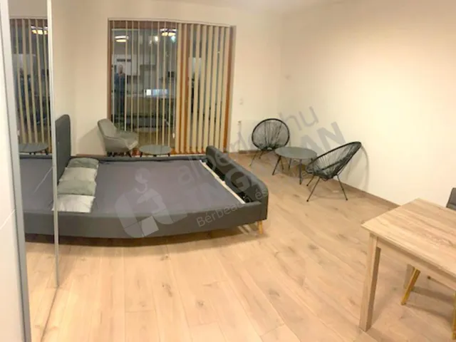 Kiadó lakás Budapest XIII. kerület, Taksony utca 35 nm