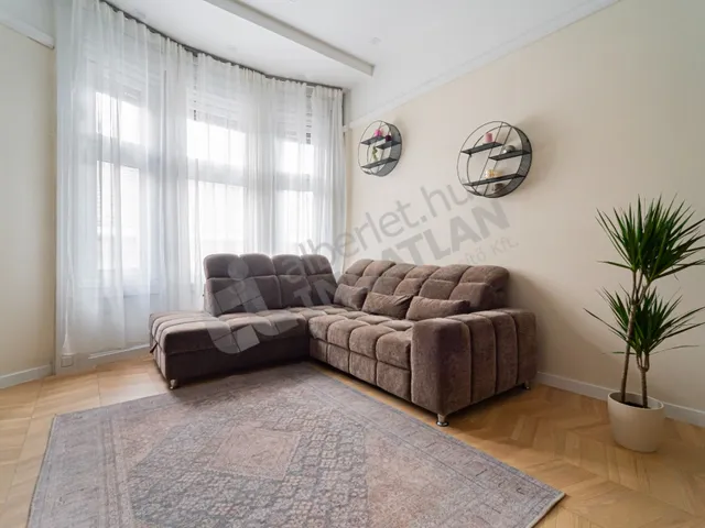 Kiadó lakás Budapest VI. kerület, Dessewffy utca 60 nm