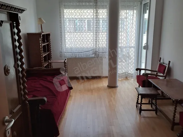Kiadó lakás Budapest I. kerület, Pauler utca 56 nm