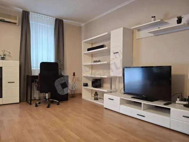 Kiadó lakás Budapest IX. kerület, Kinizsi utca 84 nm