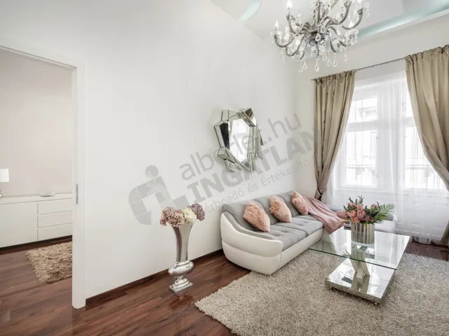 Kiadó lakás Budapest VI. kerület, Dalszínház utca 72 nm