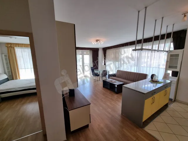 Eladó lakás Budapest VIII. kerület, Corvin sétány 73 nm