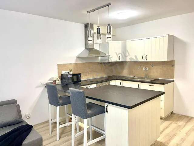 Kiadó lakás Budapest IX. kerület, Nádasdy utca 47 nm