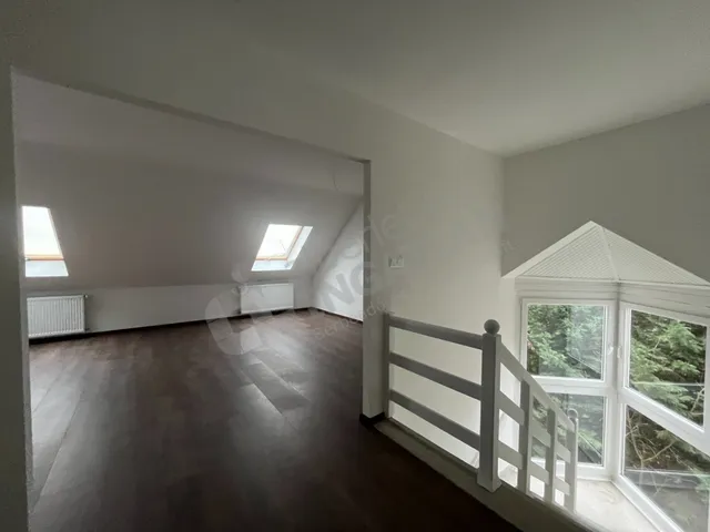 Kiadó lakás Budapest XII. kerület, Kútvölgy, Városkúti út 100 nm