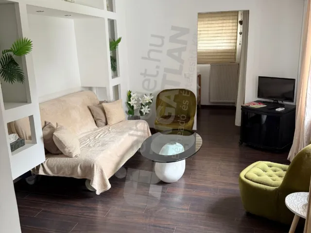 Eladó ház Szentendre, Pannóniatelep 46 nm