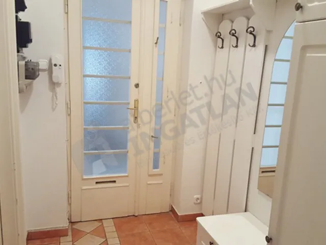 Kiadó lakás Budapest I. kerület 90 nm